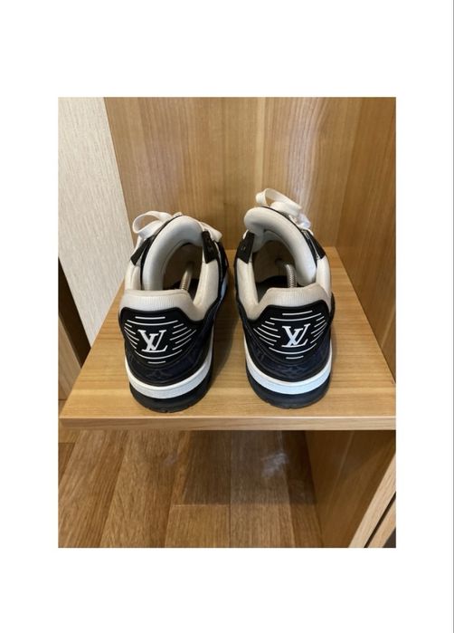 Louis Vuitton Mens Sneaker