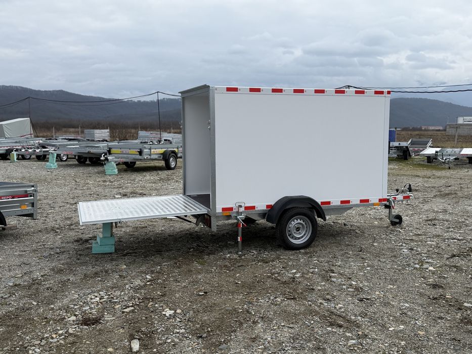 Remorca noua izoterma