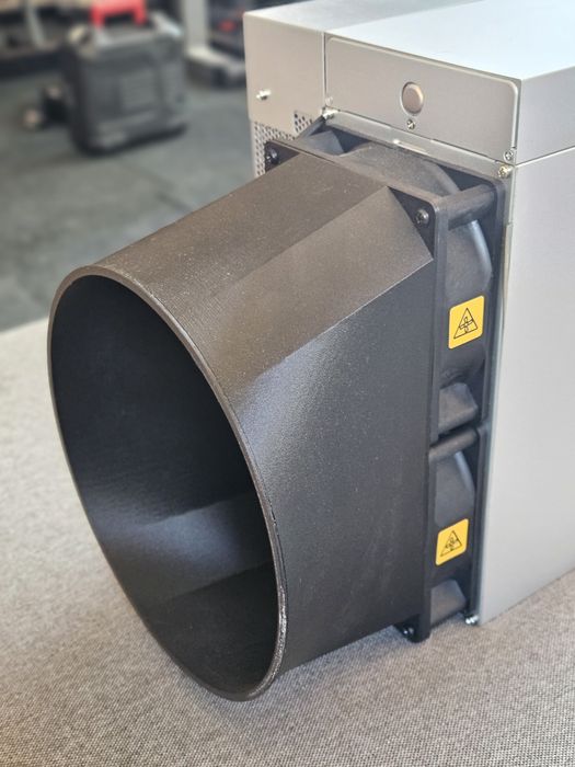 Antminer S19 / S21 Fan Cover 8" – адаптер за 2x12 см вентилатори към 8" (200 мм) въздуховод