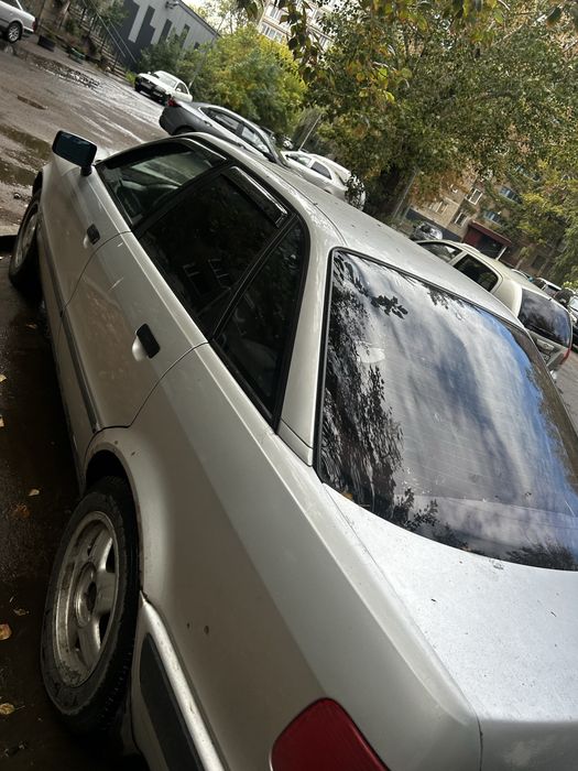 Продам ауди 80б4