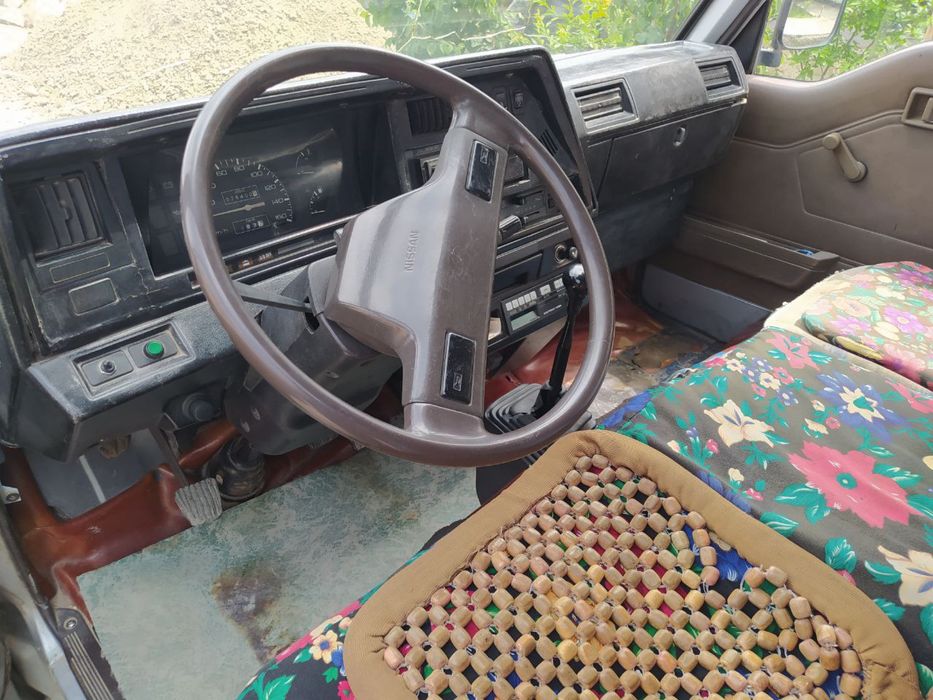 Nissan Homy прадаеться