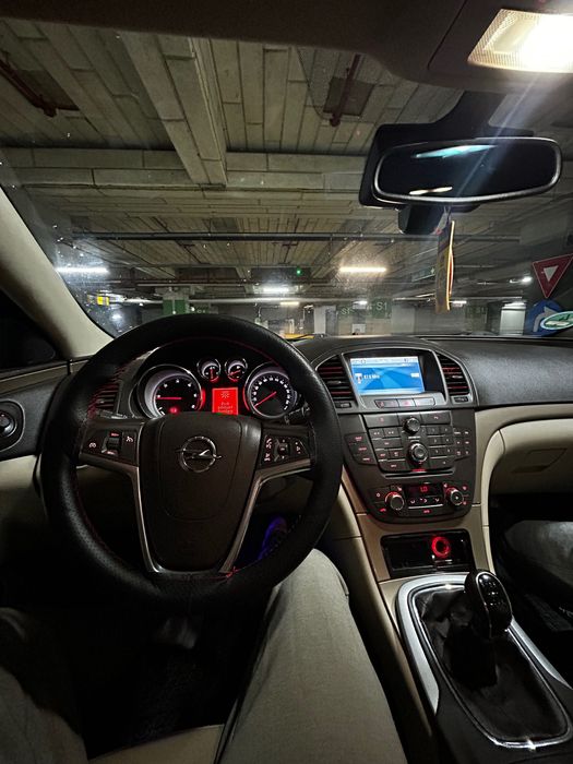 Opel insignia Sports Tourer 2.0 diesel 2010