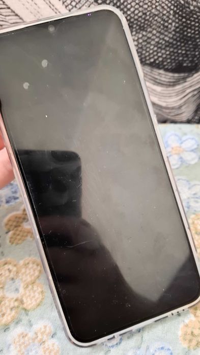 Vivo Y33s продам