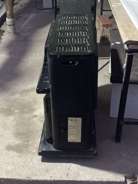 Иранский печь чёрный