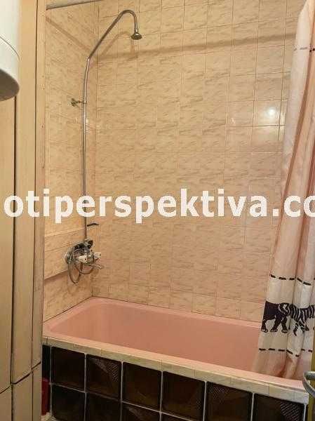 Продава се Тристаен апартамент в Пловдив, Център - 94 кв.м за 1737 €/кв.м - Снимка #12