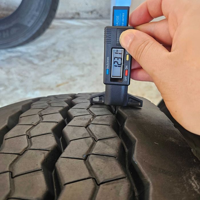 1 гума за ремарке 235/75R17.5 Michelin XTE2+ 143/141J FRT 123€ С ДДС
