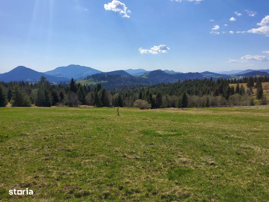 Teren Pasul Tihuta intravilan 22 ari cu panoramă superbă