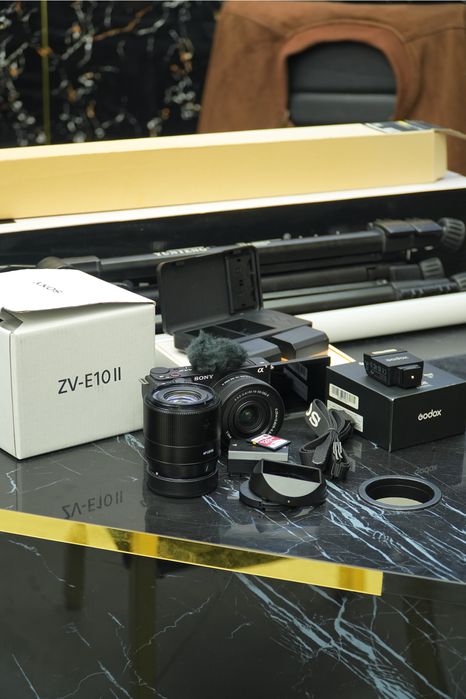 Sony ZV-E10 II 16-50mm OSS II toʻliq professional komplekt | Iphone