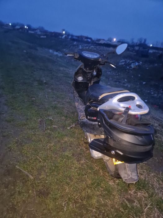 Vand scuter KYMCO DE 150