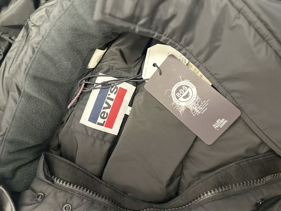 Куртка Levi’s оригинал