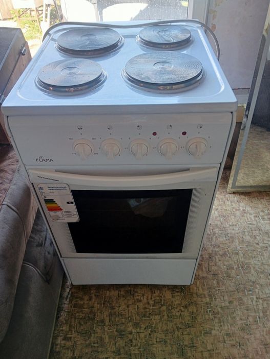 Продам газ плиту