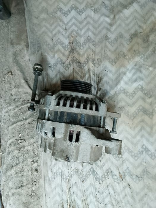 Навесное на 6 G72 с рабочего двигателя