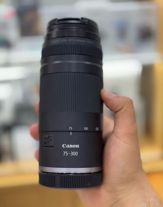 Canon RF 75-300mm stm