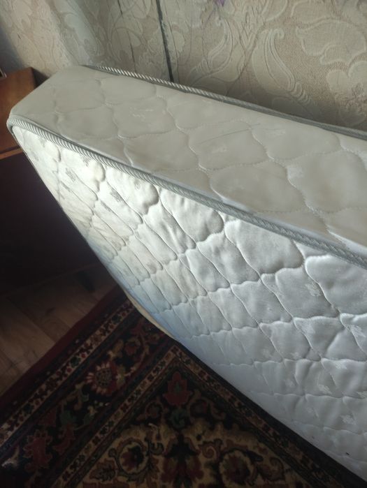 Продам матрас односпалка за 3500 тенге