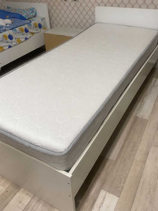 Продам недорого кровать