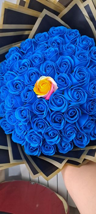 Buchet mare din flori din săpun