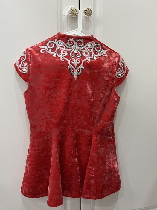 Кажекей женский одевалось 1 раз