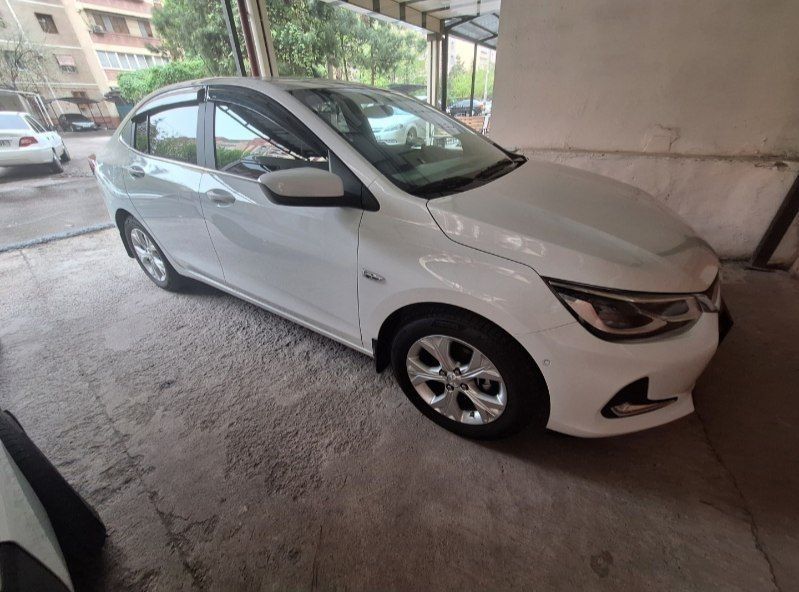 ONIX premier turbo.