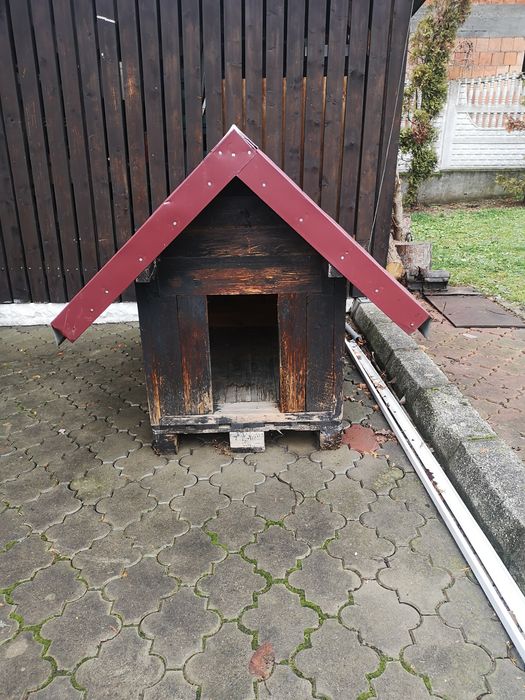 Cușcă pentru câini