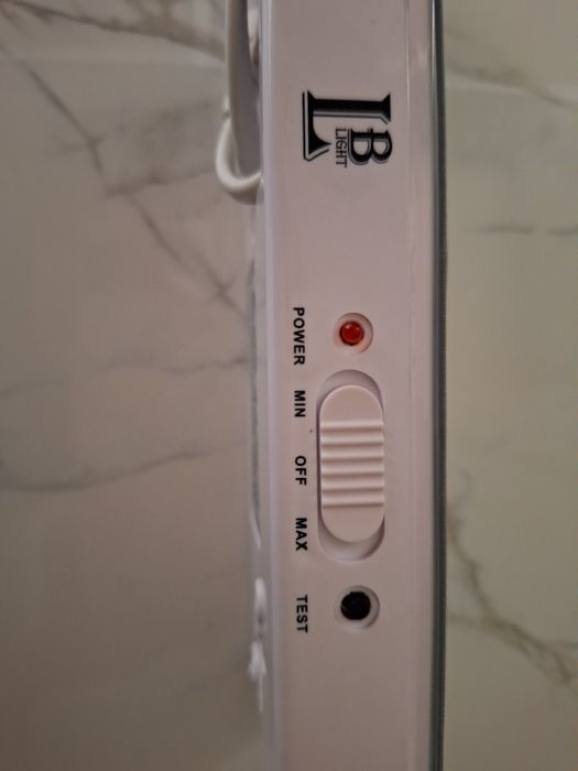 Аварийна презареждаща лампа LED 3W