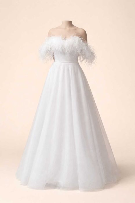 Елегантна булчинска рокля