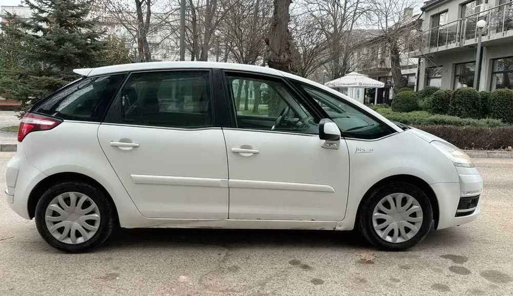 Citroen C4 Picasso 2.0 HDI 150 hp нов внос