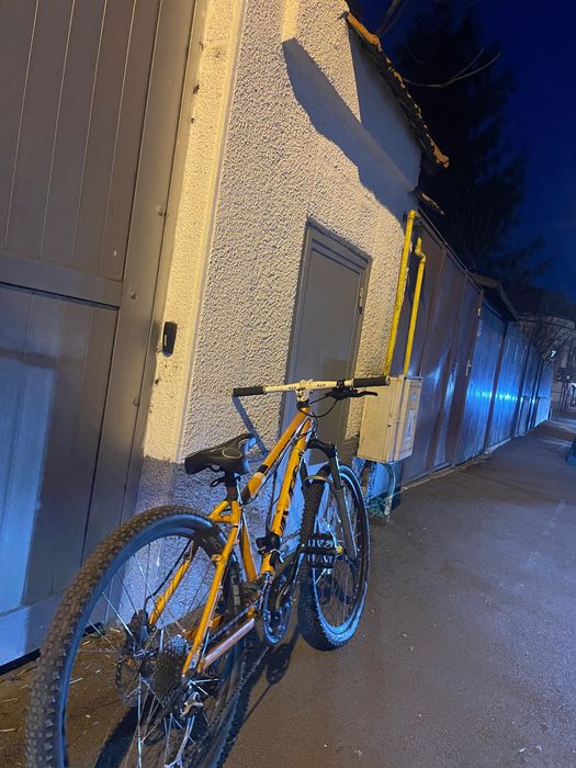 Bicicleta dirtjumper univega ht