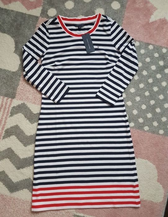 Rochita Tommy Hilfiger marime Xs-S