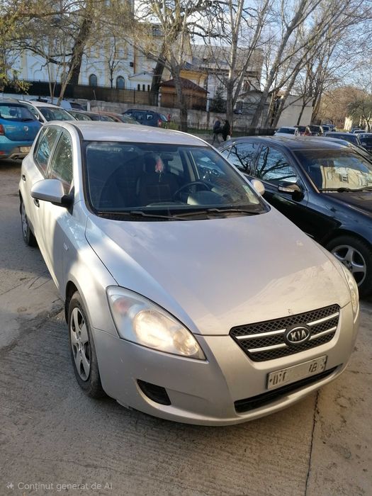 kia ceed 2008, benzina, 109 cp, 193.000 km, primul proprietar discuri si placute noi revizia la zi fara avarii
