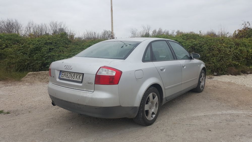 Ауди А4 2.0i 130к.с. на части