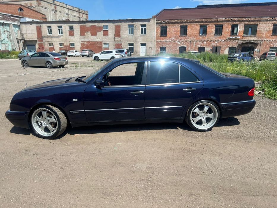 Продам мерседес w210