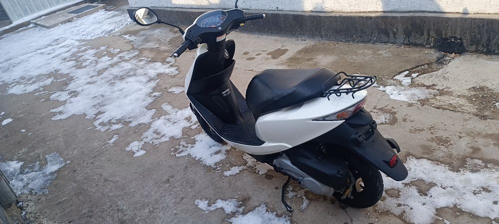 Продам мопед Honda Dio AF68