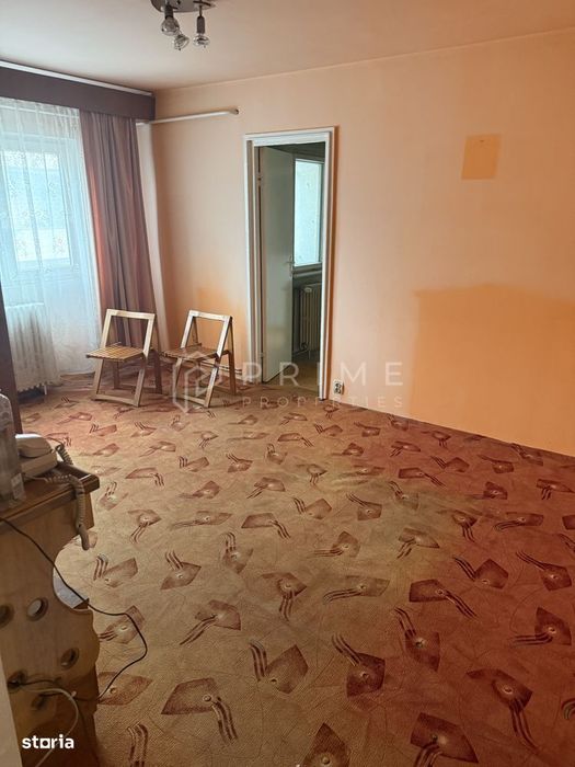 Apartament cu 2 camere, etaj 4/4, 7 Noiembrie — fotografia 1