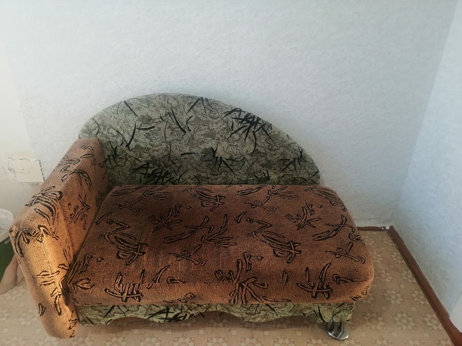 Продам не большой диван