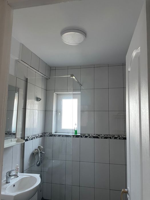 Apartament cu două camere de vanzare