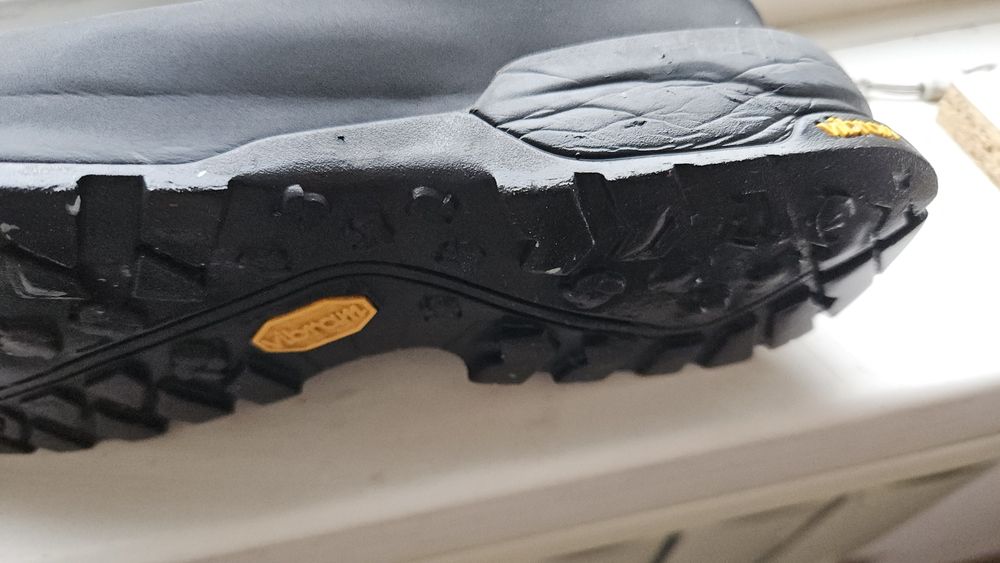 Кроссы The North Face 43 р.