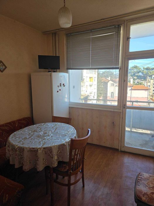 Продава 3 стаен в гр.Казанлък - централна част