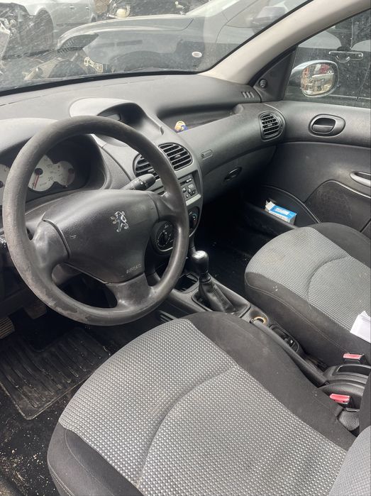 Peugeot 206 sw комби 1.4 hdi на части
