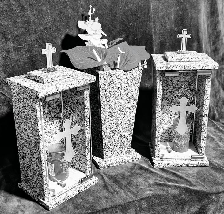 Felinar cimitir funerar granit