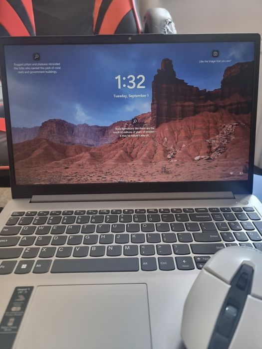 Laptop Lenovo nou