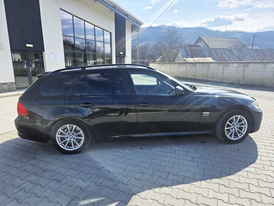 BMW e91 2010 177 hp xDrive