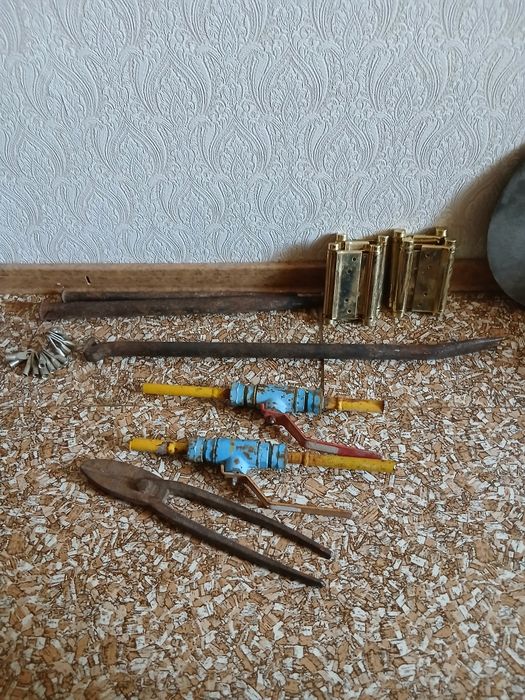 Продам разное, запчасти инструменты