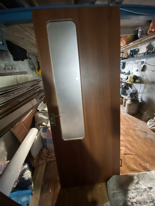 Продам межкомнатные двери