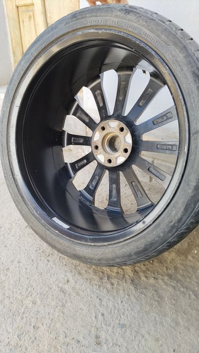 Diska va balon 245/40 R20