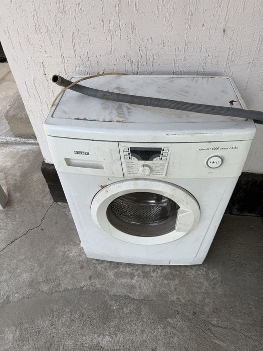 Продам стиральную машину