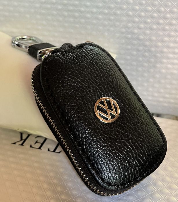 Уникални кожени ключодържатели