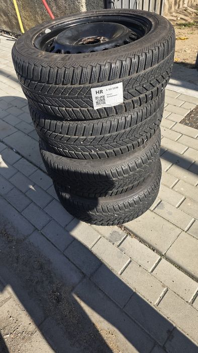 Vând  cauciucuri  +jante    205 55 16