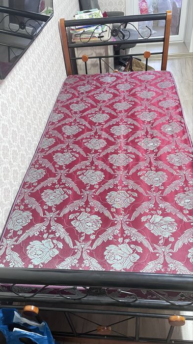 Продается кровать