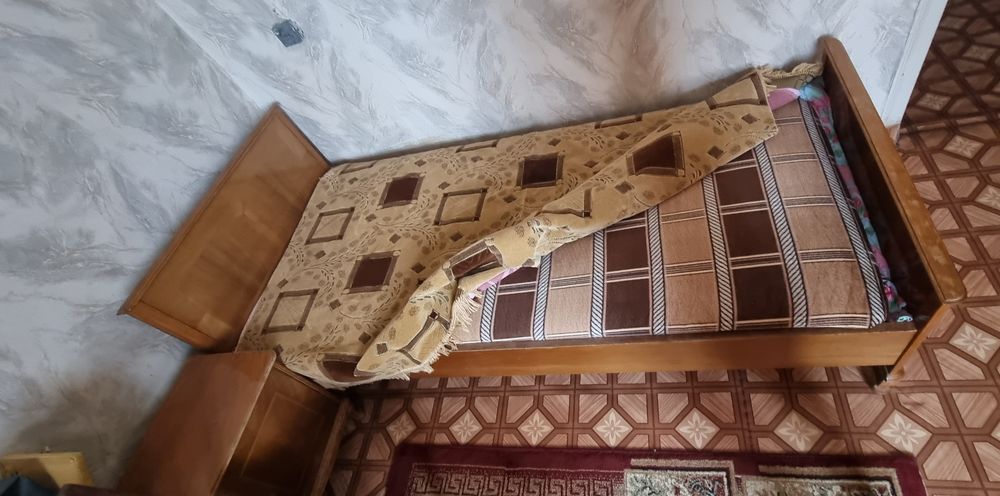 Спальный гарнитур