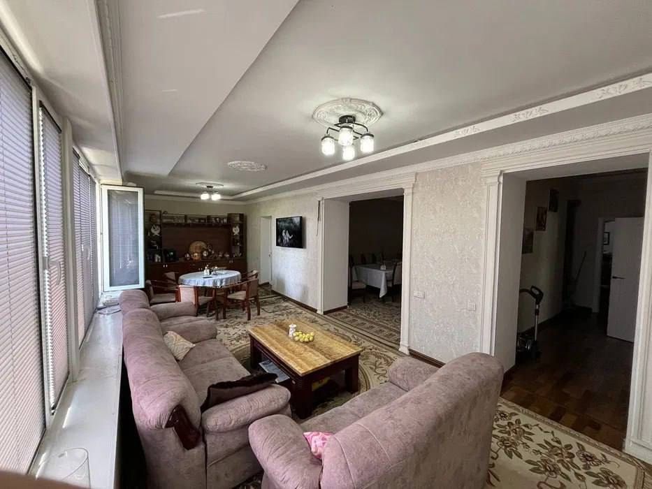 Срочна Учаска сотилади Уста Ширинда